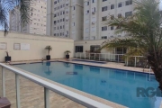 Apartamento de 47m2, semimobiliado, em andar alto, com 2 dormitórios, banheiro, cozinha americana com área de serviço integrada, living para 2 ambientes e 1 vaga de garagem.&lt;BR&gt;&lt;BR&gt;Permane