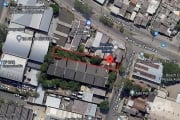 Terreno para venda, com 617,10m² de área total, sendo 8,50m de frente e 72,60m de frente à fundos. Localizado na Av. Pernambuco.