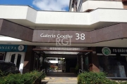 Excelente loja térrea localizada na Galeria Goethe com 45,15 m² de área privativa e 68,27 m² de área total, com 1 banheiro, mezanino e estacionamento rotativo, muito bem localizada próximo do Parque M