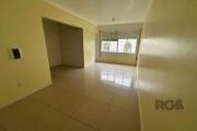 Vende-se apartamento desocupado de 1 dormitório, próximo ao gasômetro, living, banheiro e cozinha e americana, zeladoria e portaria 24h..&lt;BR&gt;&lt;BR&gt;Obs.: Aceita pet.