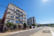 Conheça este espaçoso apartamento de 81 m 2, com localização privilegiada na Avenida Coronel Gastão H. Mazeron. De frente, com sol pela manhã, este imóvel oferece um ambiente acolhedor e iluminado. De