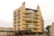 Apartamento de 02 dormitórios sendo 1 suíte com 1 vaga de garagem no bairro Praia de Belas.Living para dois ambientes, cozinha e área de serviço, banheiro social e sacada com churrasqueira. Condomínio