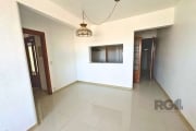 Apartamento com 2 dormitórios amplos, 1 vaga de garagem coberta e depósito. Com 64m² privativos, possui living para 2 ambientes com ar condicionado split e armário embutido no quarto de casal. &lt;BR&