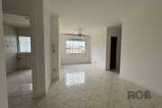 Venha conhecer este excelente apartamento à venda no bairro Nossa Senhora das Graças, Canoas, RS. Com um preço imperdível, este imóvel desocupado e reformado oferece 66,87 m² de área útil, composto po