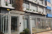 SALA  à venda com box de estacionamento na Cidade Baixa,  Porto Alegre.&lt;BR&gt;&lt;BR&gt;Ótima oportunidade de investimento! Sala à venda no Edifício Darcy Azambuja, localizada na Rua Baronesa do Gr