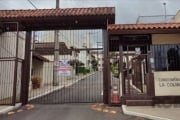 Condomínio residencial de casas LA COLINA na bairro Vila Nova. Com 3 quartos, 1 banheiros, , área de serviço separada, sala, cozinha, &lt;BR&gt;Condomínio fechado com 63 casas, todas com vaga de garag