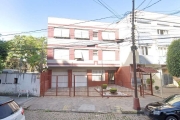 Apartamento térreo de 1 dormitório com 37, 86 m², sala, cozinha, banheiro, área de serviço e pátio com aproximadamente 18 m². &lt;BR&gt;&lt;BR&gt;O bairro Floresta em Porto Alegre está próximo aos bai