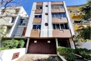 Apartamento  2 dormitórios, localizados à Rua Santo Antônio, proximidades com a Oswaldo Aranha e Independência ,banho social, living 2 ambientes, cozinha, área de serviço, banheiro auxiliar ,dependênc