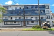 Excelente apartamento com 76,95 de área privativa, na Av. Getulio Vargas , Menino Deus com boa claridade e ventilação, com 02 dormitorios, 01 com split , outro com sacada para rua, Living amplo para d