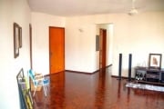 Apartamento 3 dormitórios com suíte e sacada no Auxiliadora&lt;BR&gt;&lt;BR&gt;Apartamento amplo, pronto para você deixar do seu jeito. 110m2 divididos em 3 dormitórios, sendo 1 suíte, área de serviço