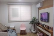 Lindo apartamento reformado de 42m2 com 2 dormitórios no bairro Sarandi, Porto Alegre/RS.&lt;BR&gt;Sol da manhã na sala e quarto maior e sol da tarde na cozinha e quarto menor, piso vinilico.&lt;BR&gt