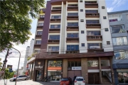 Sala comercial com 43 m², no bairro Floresta, 2 lavabos, piso frio, de frente com vista magnifica para a Igreja do bairro. Prédio comercial tradicional, o condomínio Orleans está em ótima localização,