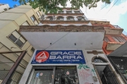 Descubra esta incrível oportunidade de adquirir um conjunto comercial/sala reformado, estrategicamente localizado na Cidade Baixa, Porto Alegre. Este espaço desocupado, com 65 m² de área total, oferec