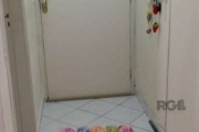 Apartamento de frente  74m² privativo, 3 dormitórios , living, cozinha, área de serviço, banheiro, 1 vaga garagem.&lt;BR&gt;Condomínio com salão de festas, playground, aparelhos para musculação ao ar 