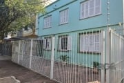 Apartamento térreo,  1 dormitório - 46,76 m²  -  Térreo -   no coração do bairro Menino Deus, bem em frente a praça Estado de Israel. Apartamento desocupado.&lt;BR&gt;Aceita Financiamento.