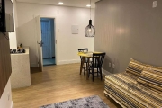 Ótimo apartamento semi mobiliado e reformado, atualmente transformado em 02 no bairro Auxiliadora! O primeiro apartamento conta com amplo living para 02 ambientes, 01 dormitório, banheiro social e coz