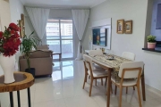 Apartamento totalmente mobiliado com 2 quartos à venda na Vila Guilhermina em Praia Grande!