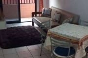 Apartamento grande de 1 quarto com sacada e 01 vaga demarcada!!!