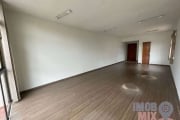 Sala comercial à venda na Rua Umbú, 500, Passo da Areia, Porto Alegre