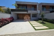 Imponente Casa Triplex de 5 Quartos na Barra da Tijuca - Rio Mar: 4 Suítes, 2 Salas, 7 Banheiros, 2 Vagas, 460m²Área!