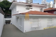 Pacaembu Casa Comercial/Residencial de 600m² com 8 salas e 12 vagas de garagem