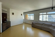 Cond, Bolivar.  Apartamento de 230m². Com 3 dormes, 3 banheiros e 2 vagas. No bairro - Higienópolis.