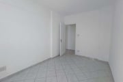 Condomínio Groenlândia no Itaim Bibi, Apartamento de 62m² com 2 dormitórios, 1 banheiro, 1 vaga.