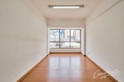 Sala comercial com 1 sala para alugar na Avenida Visconde de Guarapuava, 3444, Centro, Curitiba