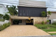 Alphaville 01 - Casa com 450m², 4 Suítes, 6 Vagas, Piscina Em Barueri/SP!Contato: Suit (11) 94584-8250