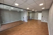 Sala para alugar, 64 m² por R$ 8.024,00 - Brooklin - São Paulo/SP