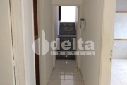 Casa comercial disponível para locação e venda no bairro Cazeca em Uberlândia-MG