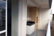 Apartamento disponível para venda no bairro Santa Mônica em Uberlândia-MG