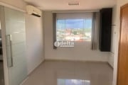 Apartamento disponível para locação no bairro Santa Mônica em Uberlândia-MG