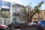 Casa com 5 quartos à venda na Rua Tiradentes, 114, Independência, Porto Alegre