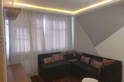 Apartamento com 2 dormitórios à venda, 80 m² por R$ 678.000