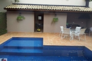 CASA EM CONDOMÍNIO FECHADO, NO MELHOR DA CHÁCARA MONTE ALEGRE !