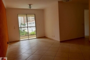 APARTAMENTO ESPAÇOSO, COM DUAS VAGAS DE GARAGEM NO MELHOR DA VILA MASCOTE !