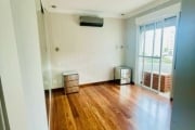 Apartamento de 125 m², 3 dormitórios( 2 suítes ), 2 vagas, 2 salas amplas,em Moema