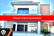 Casa à venda no condomínio Chácara Ondina em Sorocaba com 3 suítes, sendo uma com closet, energia fotovoltaica, piscina.