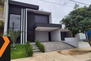 Casa térrea para locação com 3 suítes, piscina, somente escritório no piso superior e modulado, cozinha modulada, área gourmet.