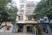 Muito bom apartamento, atualmente locado, todo reformado, elétrica e hidráulivca toda nova, com 2 dormitórios e living amplo, banheiro social, suíte, área de serviço, água quente, 2 lances de escada, 