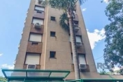 Compre amplo apartamento de 2 dormitórios,com 76m2 de área privatiiva,living 2 ambientes,sacada com churrasqueira,banheiro social,cozinha e área de serviço com wc auxiliar.Prédio com elevador e garage