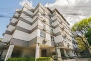 Ótimo apartamento no bairro Petrópolis, fundos, semi mobiliado, de 2 dormitórios e vaga. Possui hall de entrada, sala ampla, 2 dormitórios, banheiro social com box de vidro, cozinha americana mobiliad