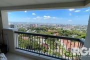 Apartamento impecável, lindamente decorado e mobiliado, em andar alto, com vista deslumbrante para o por-do-sol. &lt;BR&gt;&lt;BR&gt;O imóvel com 86 m2, é composto por 2 dormitórios,sendo 1 suíte, ban