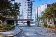 Apartamento com 3 dormitórios para alugar no bairro Boa Vista, o imóvel possui um  amplo espaço com piso laminado, suíte, split, cozinha , área de serviço e banheiro social, living com piso porcelanat