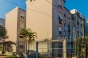 Apartamento no bairro São Sebastião, de frente, sol da manhã, 02 dormitórios, com 52,00 m² de área privativa, sala para dois ambientes, cozinha, banheiro e área de serviço reformados. Cozinha com espe