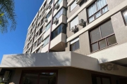 Ótimo apartamento reformado de 69m² com sacada integrada. 2 dormitórios, 1 banheiro, living em 2 ambientes, cozinha totalmente nova, espaçosa e planejada. Excelente vista, ventilação e orientação sola