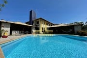 Casa 5/4 (3 suítes) Piscina e Campo Privativo em Vilas do Atlântico R$ 1.600.000,00