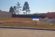 Terreno plano no condomínio Residencial Lago dos Pássaros