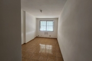 Excelente apartamento de 2 com vaga no Fonseca